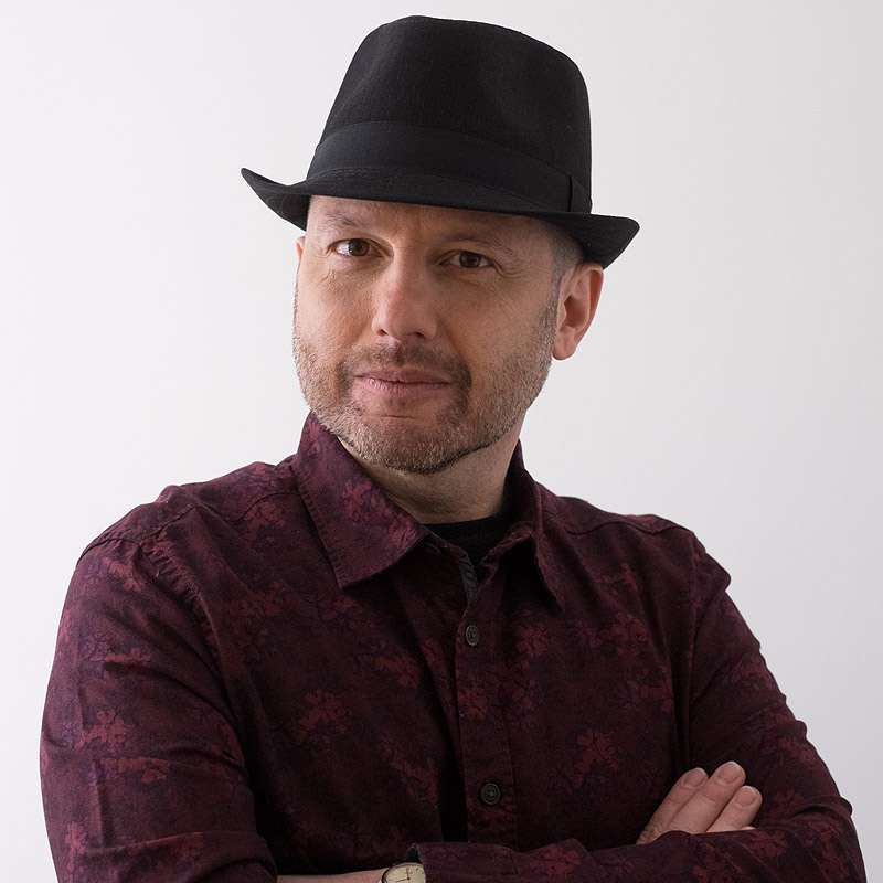 Bennett Arron Comedian, Actor & Writer
